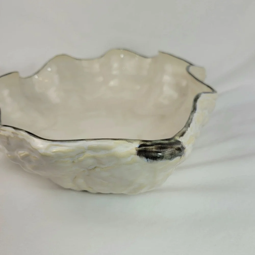 Pottery Barn Under the Sea Clam Shell Serving Bowl Cream Ceramic Coastal Decor